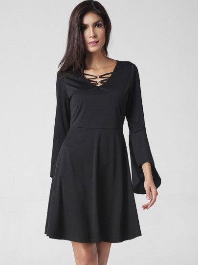 Party Queen Bell Sleeve Plain Fashion Women's Day Dress